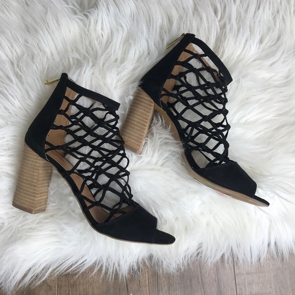 Report Black Heels NEW - Picture 1 of 6